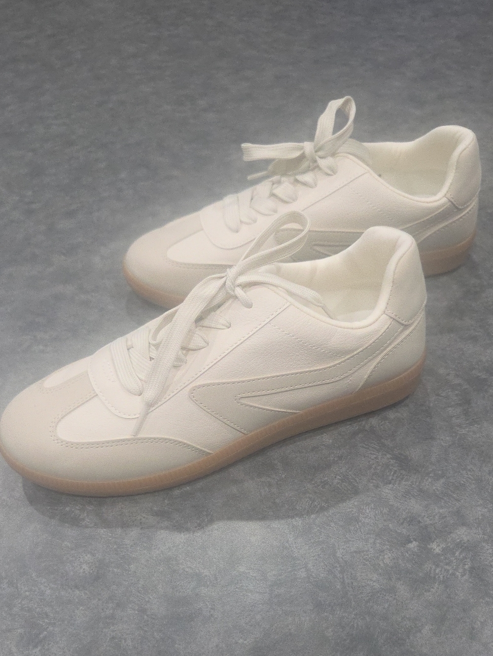DV by Dolce Vita White Sneakers with Gum-Tone Sole